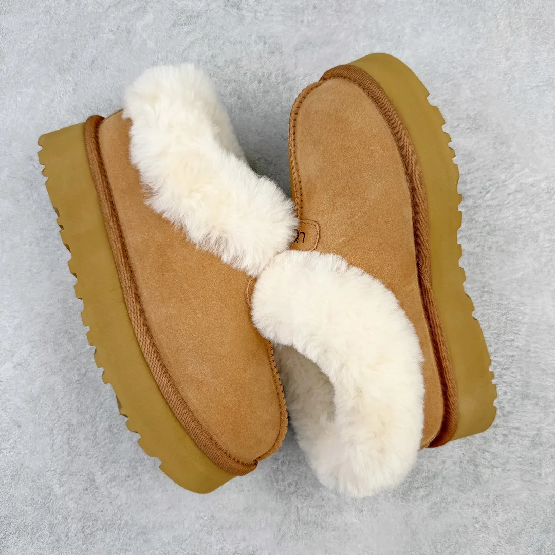 Pick up locally 💰520 UGG 4810H Tatsu special thick-soled autumn and winter sheep fur integrated snow boots. All shoes are made of ZP same factory. Longfeng A-grade Australian imported sheep fur integrated brand OEM production line. Fully follow the ZP process. OEM original pattern maker. Adhering to the principle of no original shoes and no development selection. Pay attention to every detail. The most authentic version on the market TREADLITE "Light Wing" technology outsole Lightweight/durable/flexible/pile size: 35 36 37 38 39 40 Coding: by2936080